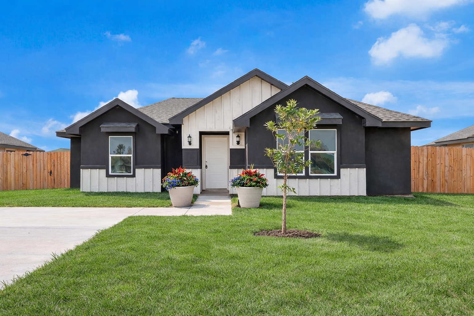 2208 Camille St Weslaco, TX 78596