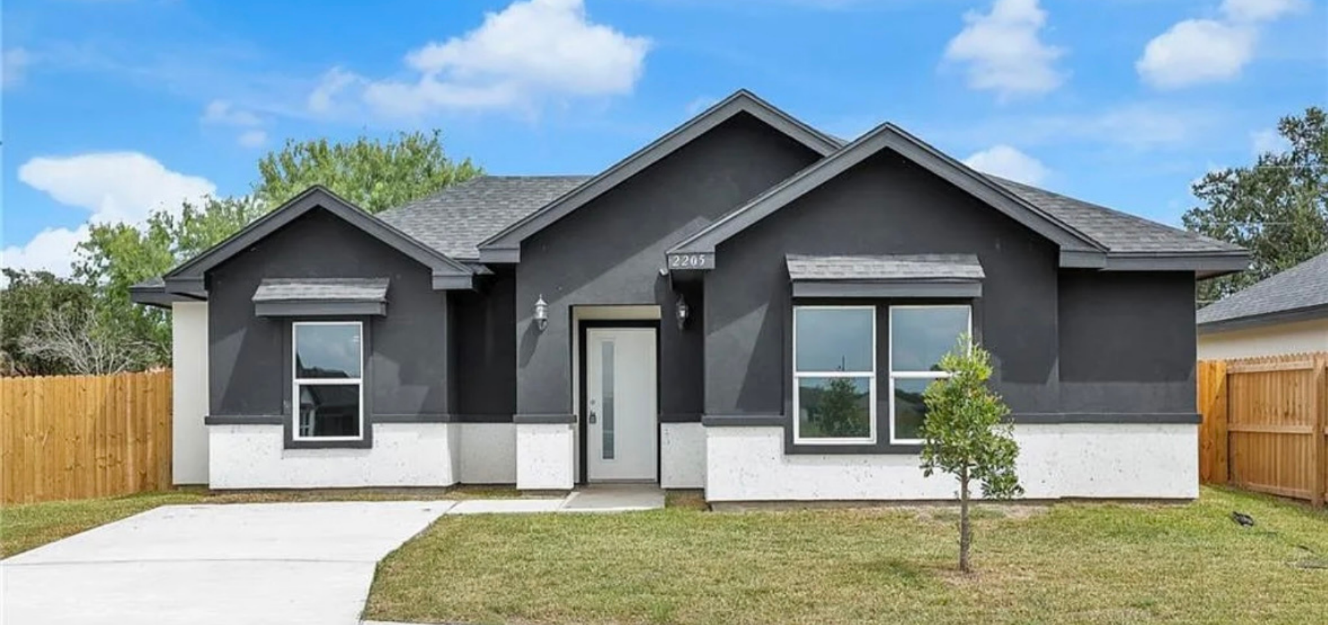 2205 Emily St Weslaco, TX 78596